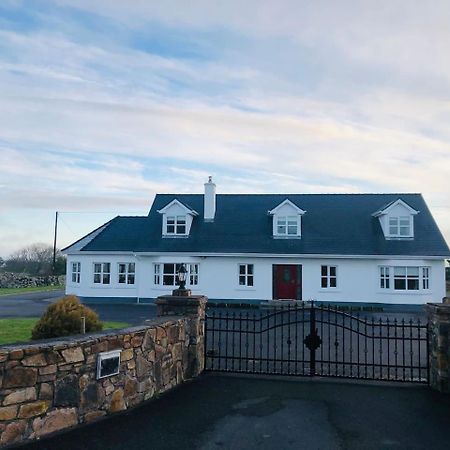 Connemara. 3 Bedroom, 8 Bed, Holiday Home Galway Exteriör bild