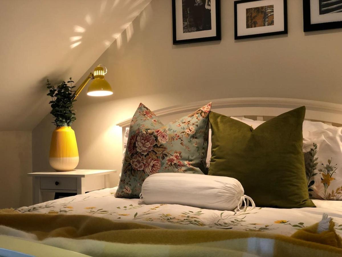 Connemara. 3 Bedroom, 8 Bed, Holiday Home Galway Exteriör bild